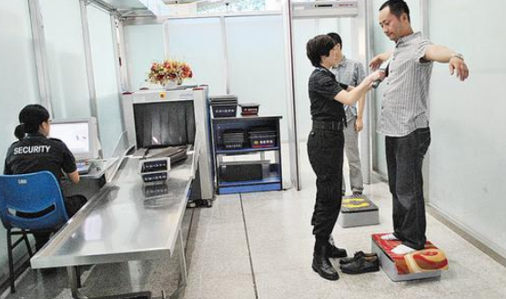 飛機上可以帶pos機么？